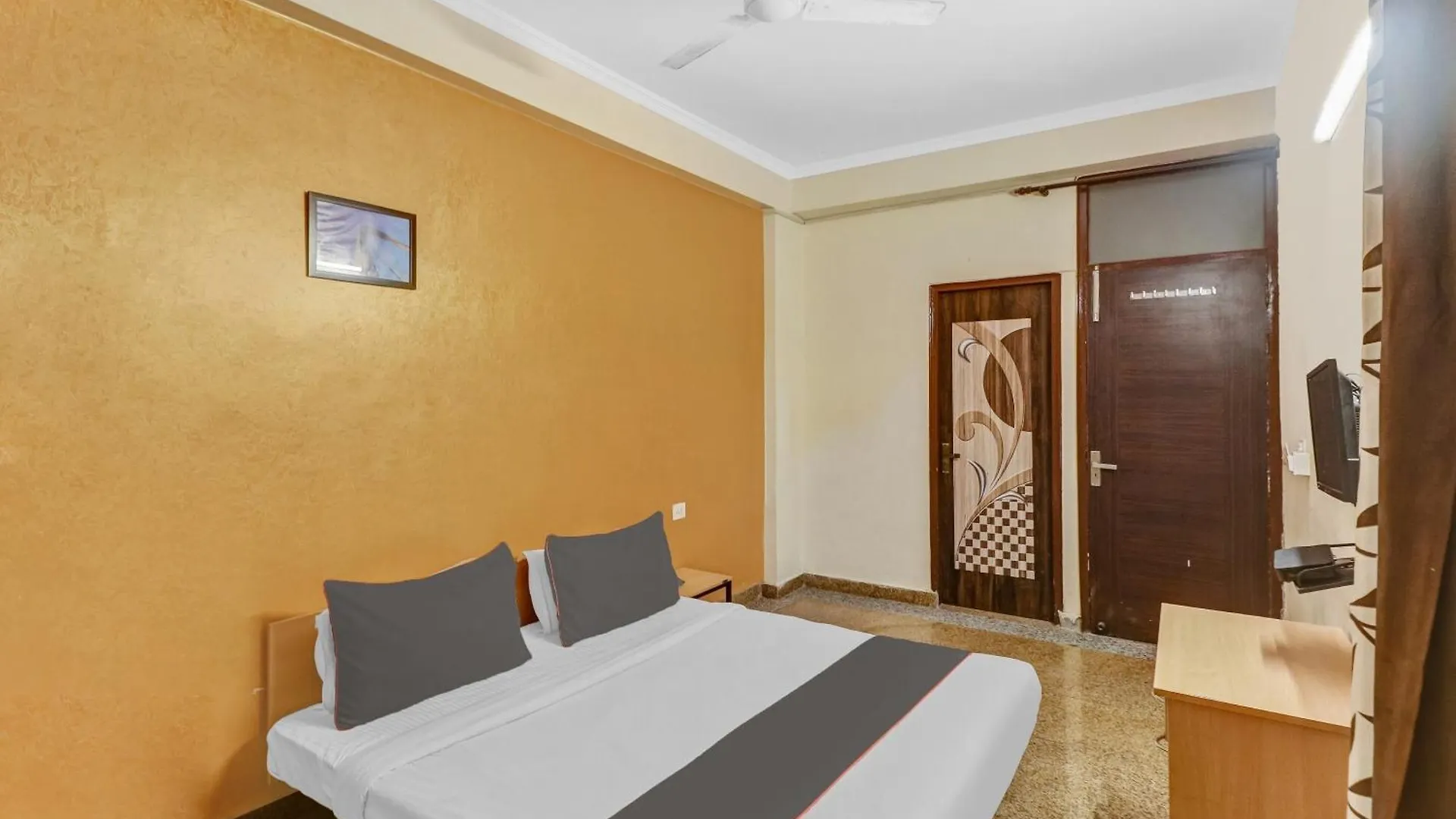 Hotel O Sector 19 Dwarka Delhi