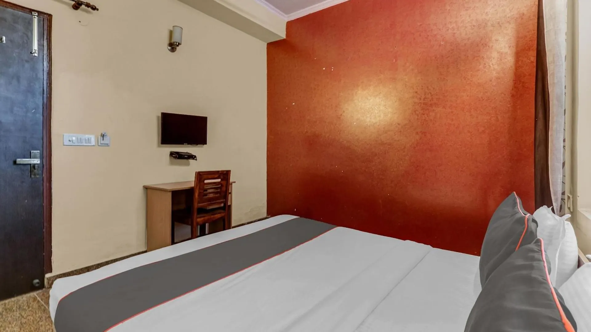 Hotel O Sector 19 Dwarka Delhi